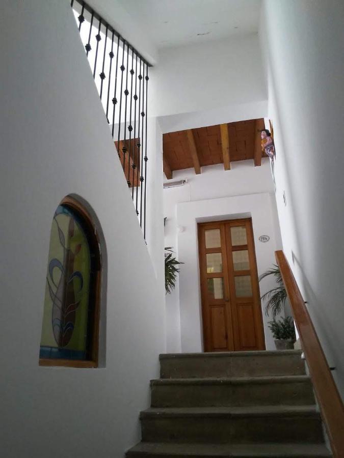 โฮเต็ล ไอทาน่า Hotel Oaxaca ภายนอก รูปภาพ