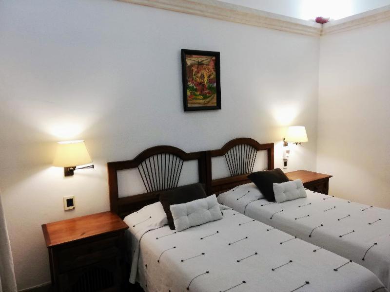 โฮเต็ล ไอทาน่า Hotel Oaxaca ห้อง รูปภาพ