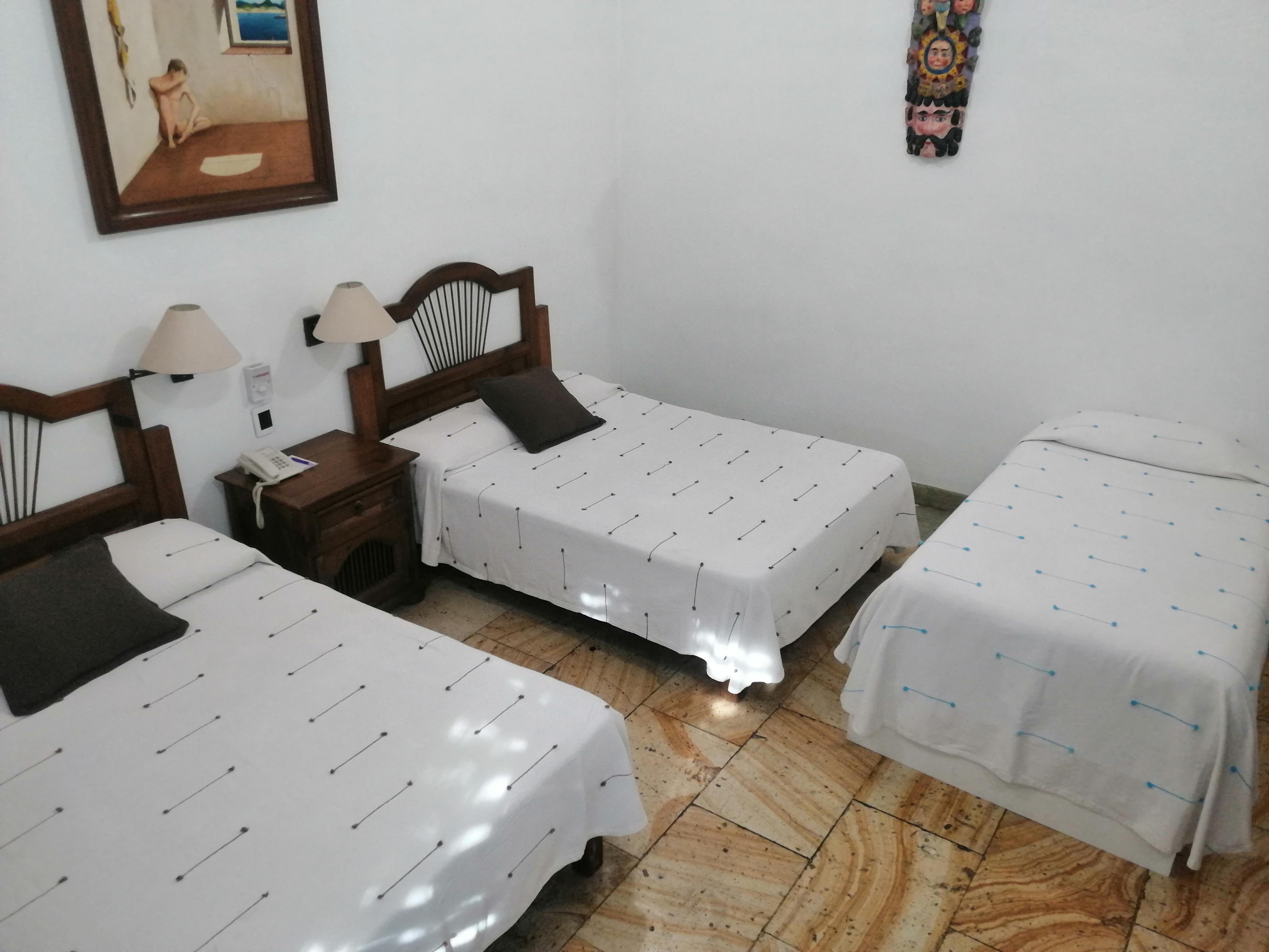 โฮเต็ล ไอทาน่า Hotel Oaxaca ภายนอก รูปภาพ