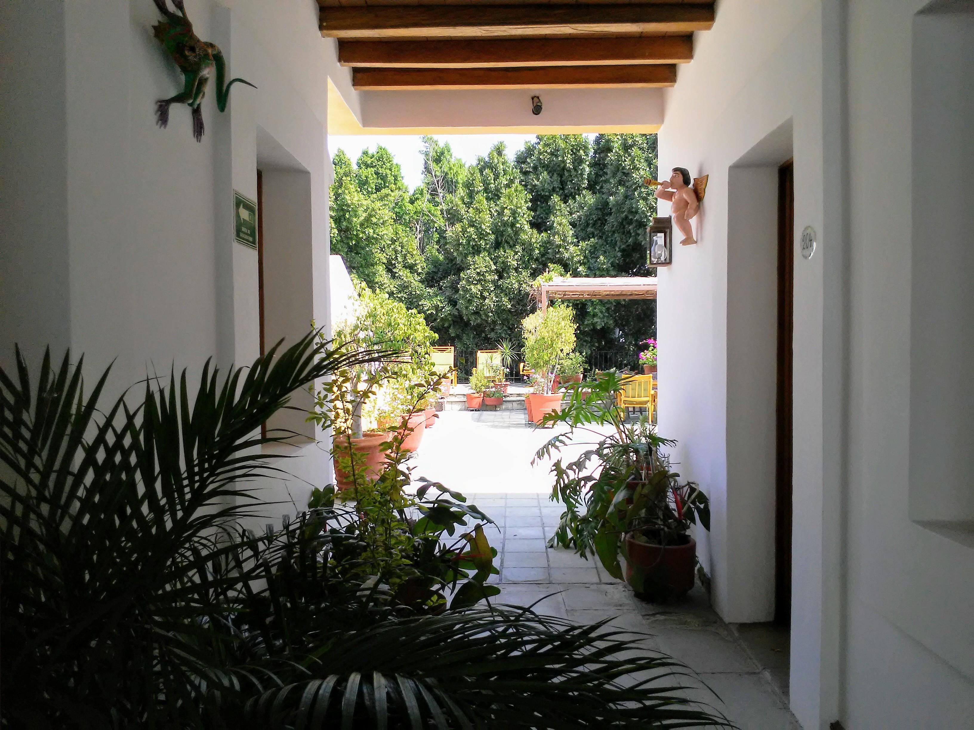 โฮเต็ล ไอทาน่า Hotel Oaxaca ภายนอก รูปภาพ