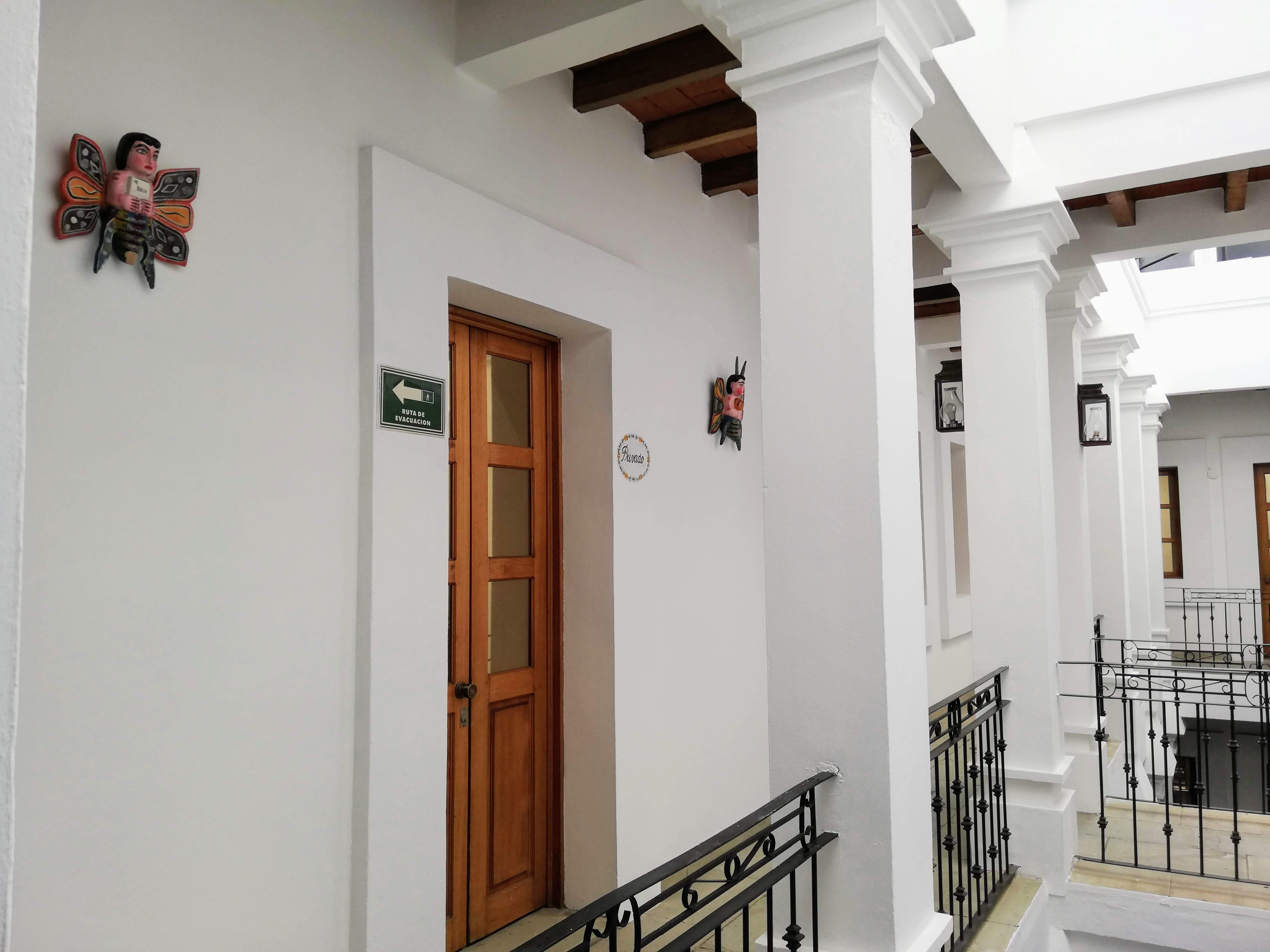 โฮเต็ล ไอทาน่า Hotel Oaxaca ภายนอก รูปภาพ